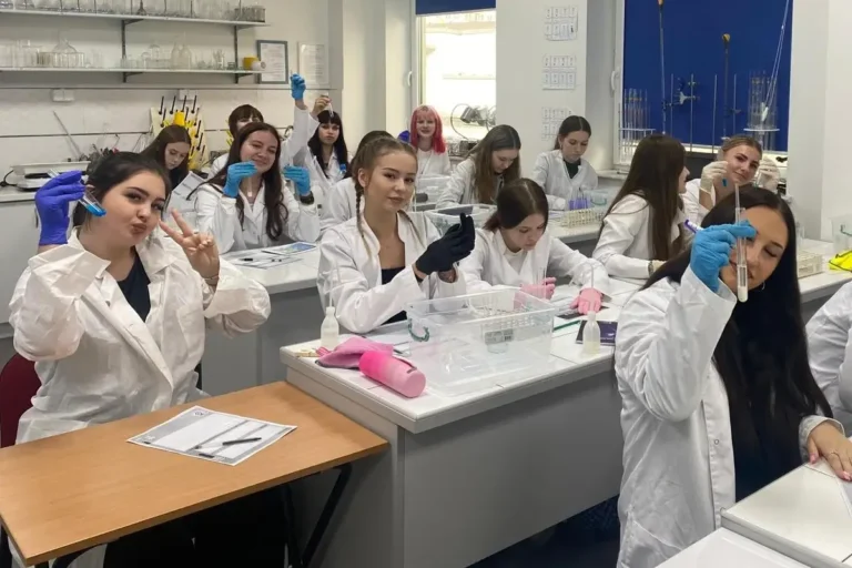 akademickie liceum ogolnoksztalcace - liceum lekarskie warszawa (5)